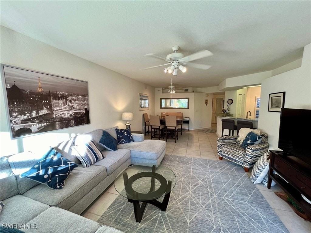 6813 Satinleaf Rd S Apt 103 #103 - Photo 5 of 40