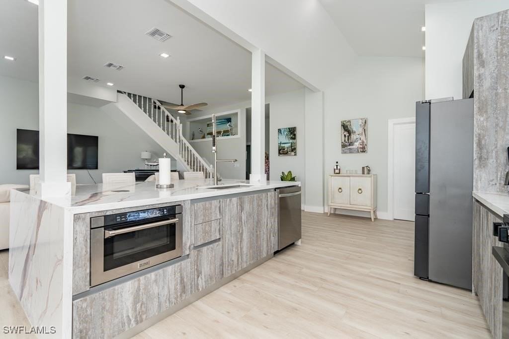 10440 Yacht Basin Dr - Photo 6 of 39