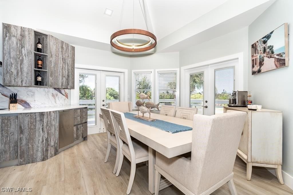 10440 Yacht Basin Dr - Photo 5 of 39