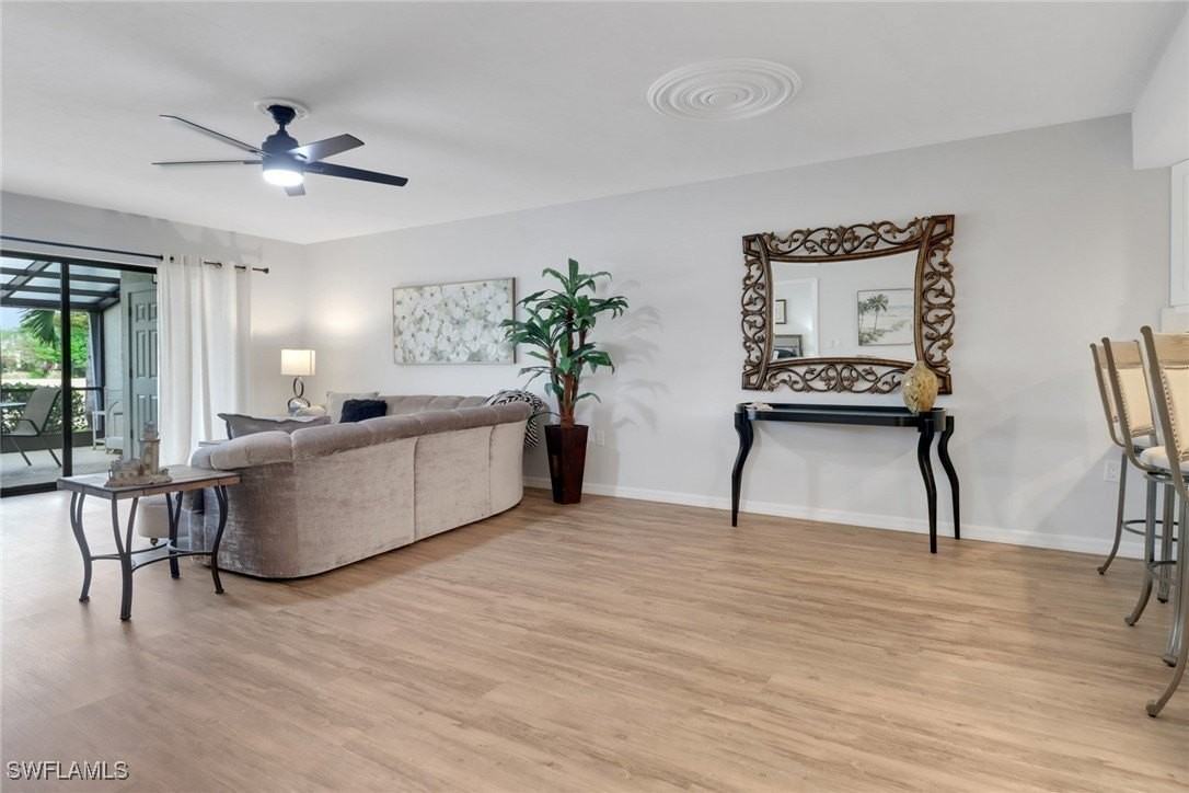 16466 Timberlakes Dr Apt 103 #103 - Photo 5 of 26