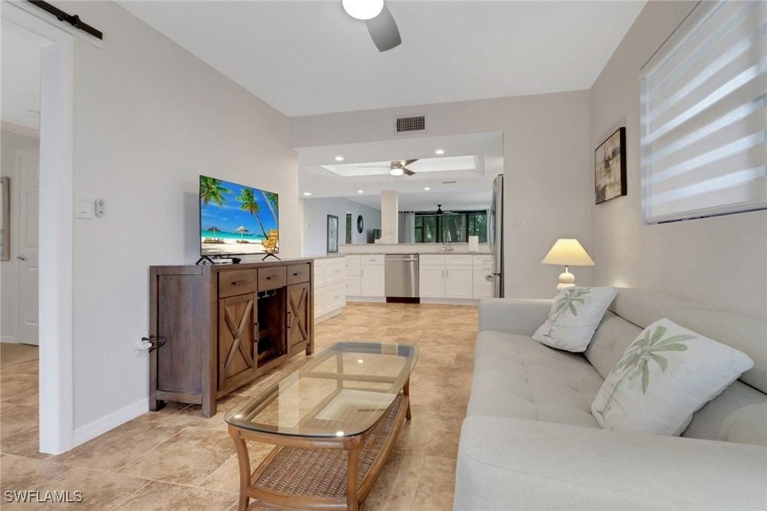 16442 Timberlakes Dr Apt 104 #104 - Photo 7 of 20