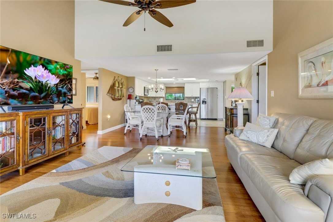 4811 S Landings Dr Apt 202 #202 - Photo 5 of 25