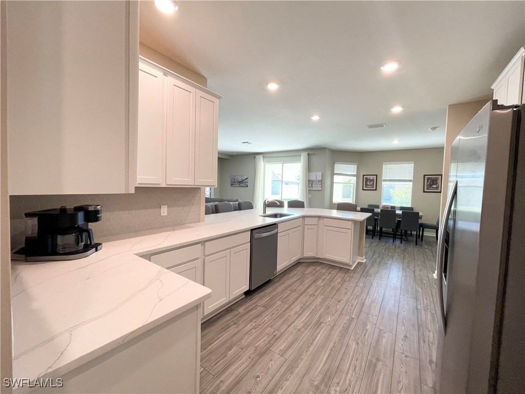 212 Sw 21st St - Photo 6 of 21