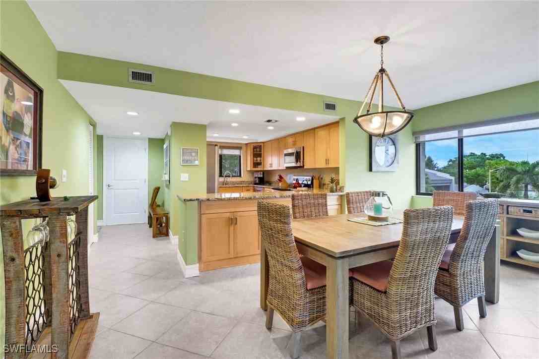 4240 Steamboat Bnd Apt 301 #301 - Photo 2 of 40