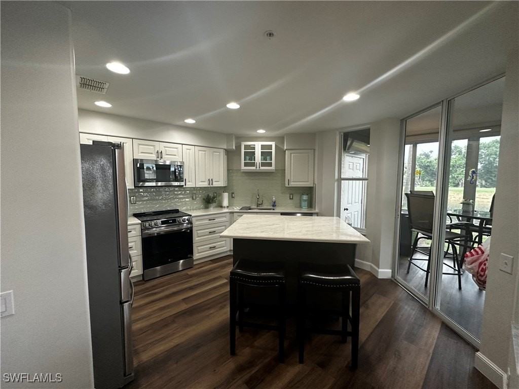 16420 Millstone Cir Unit 106 #106 - Photo 6 of 38