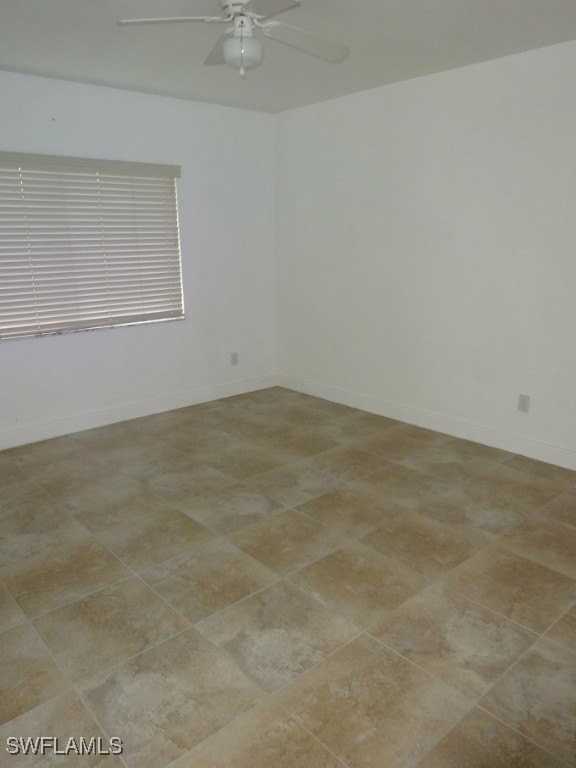 2637 Sw 27th St - Photo 6 of 22