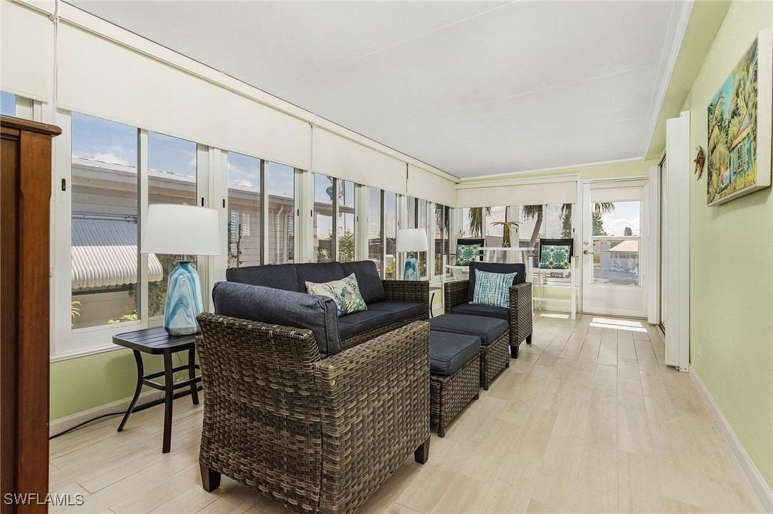 2980 Harpoon Ln - Photo 2 of 14