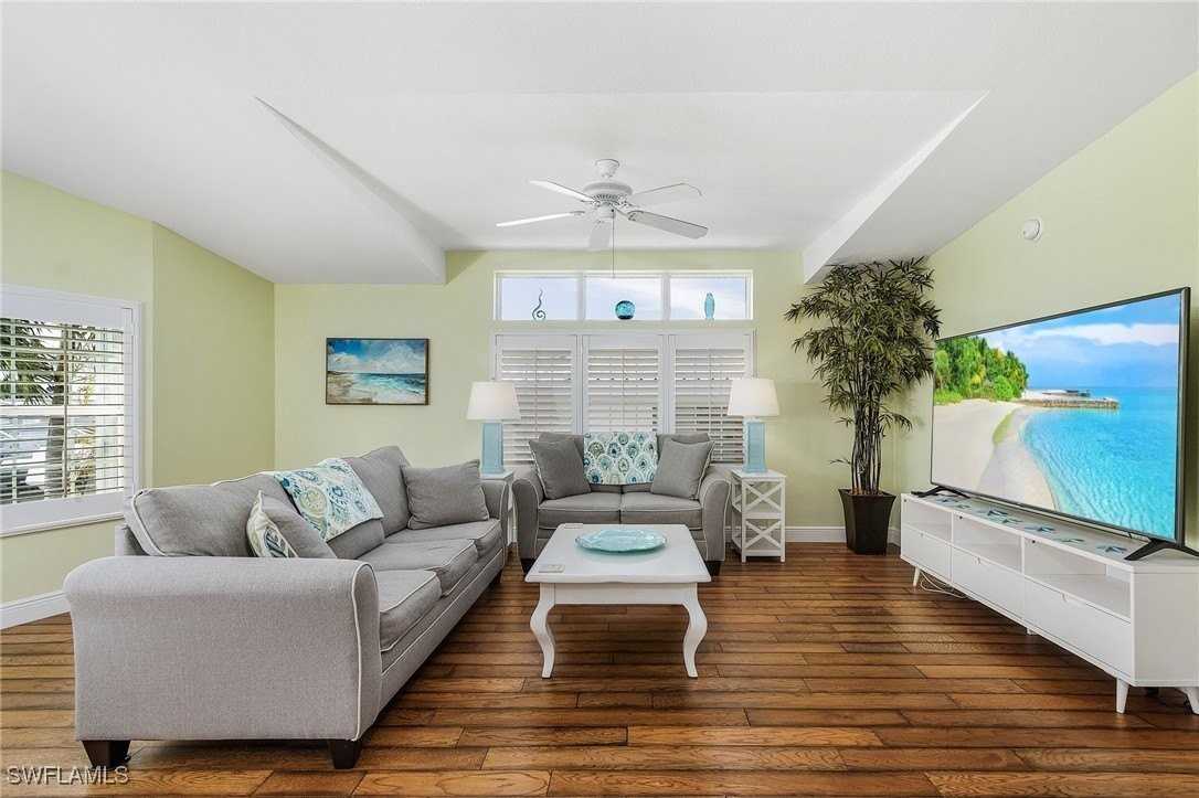 2980 Harpoon Ln - Photo 5 of 14