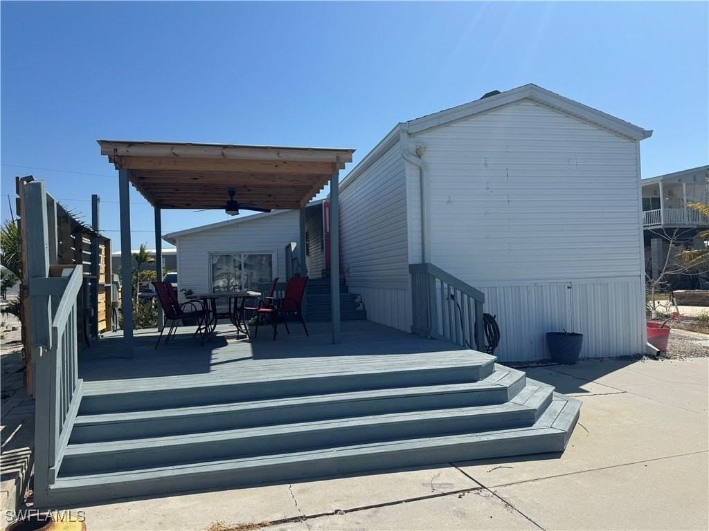 3813 Dewberry Ln - Photo 2 of 9