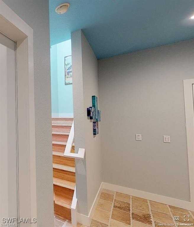 11467 Island Ave - Photo 5 of 25