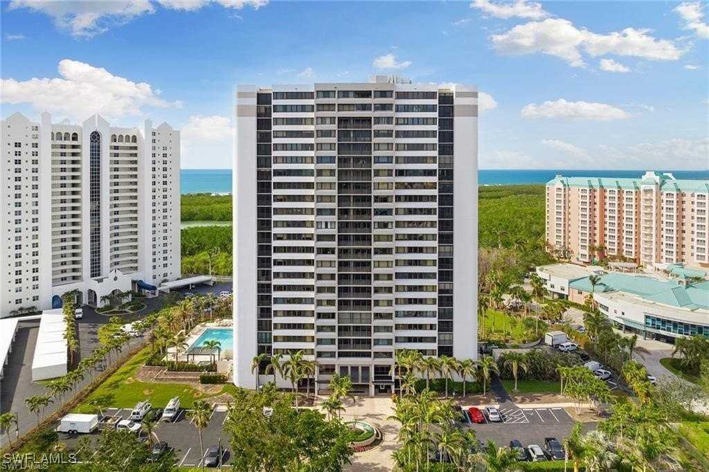 5601 Turtle Bay Dr Apt 302 #302 - Photo 2 of 44