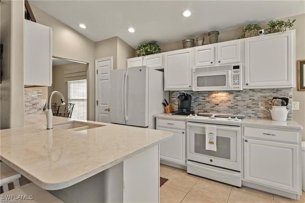 10032 Oakhurst Way - Photo 5 of 23