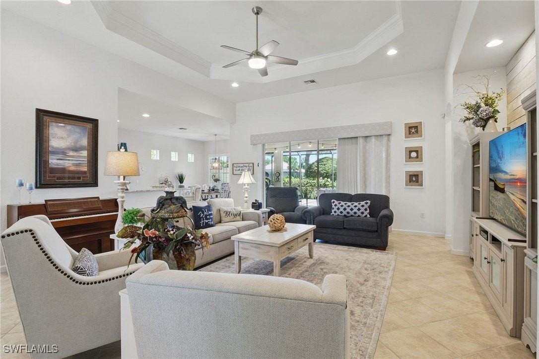 11119 Laughton Cir - Photo 4 of 48