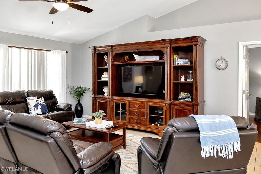 1006 Sw 11th Pl - Photo 6 of 46