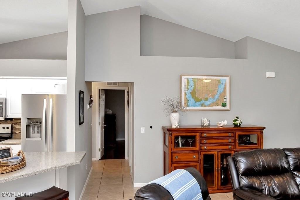 1006 Sw 11th Pl - Photo 7 of 46