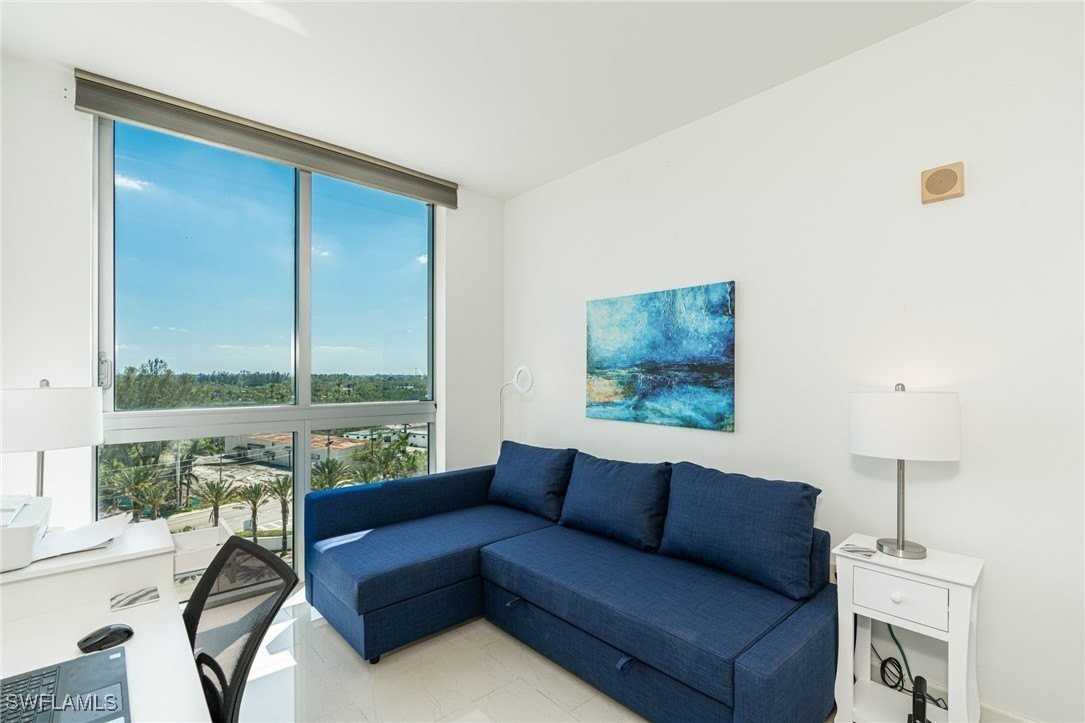 3000 Oasis Grand Blvd Apt 801 #801 - Photo 3 of 45