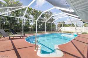 featured image of 922 Se 25th Ln