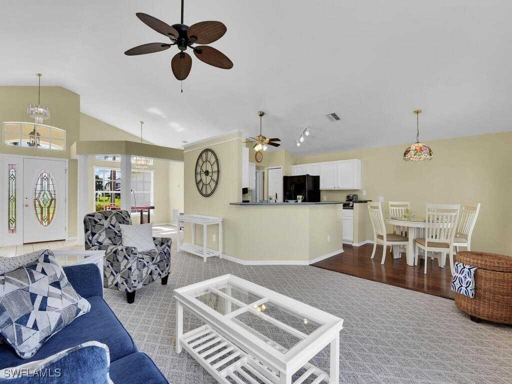 4108 Sw 23rd Ave - Photo 4 of 23