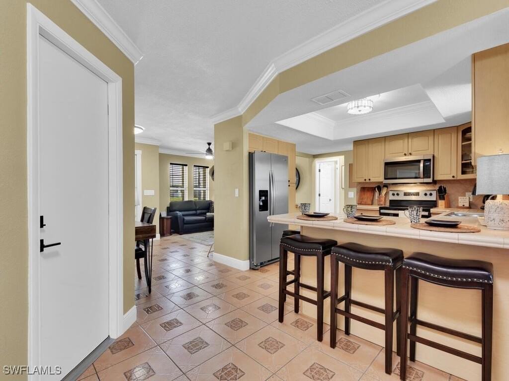 1825 Sw 36th Ter - Photo 6 of 19