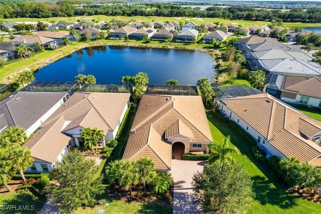 13866 Woodhaven Cir - Photo 3 of 47