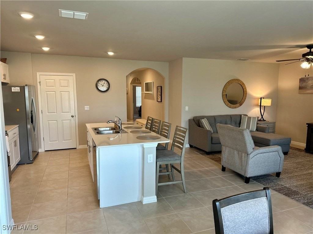 20502 Camino Torcido Loop - Photo 4 of 28