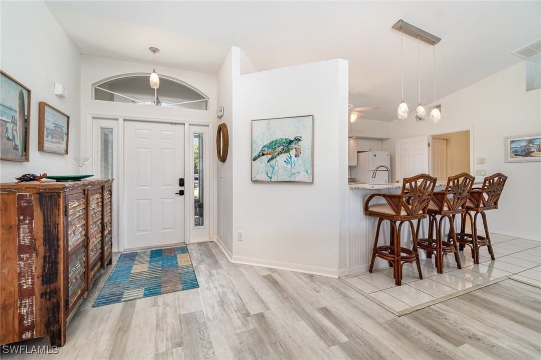 1308 Se 21st Ter - Photo 5 of 38