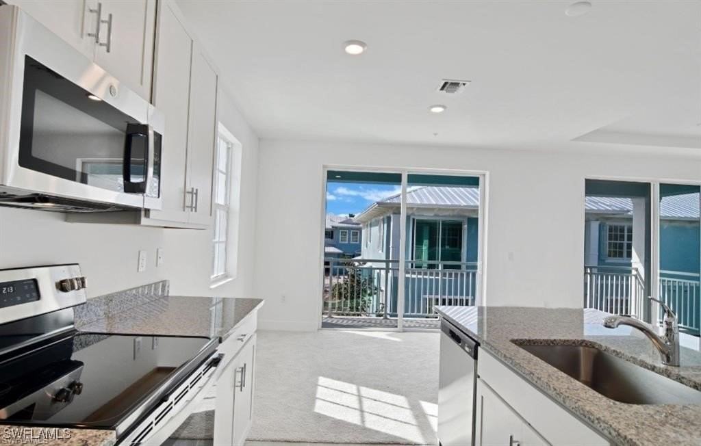 26381 Coco Cay Cir Unit 203 #203 - Photo 4 of 20