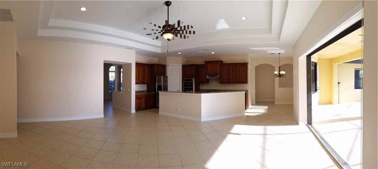 10153 Avalon Lake Cir - Photo 7 of 31