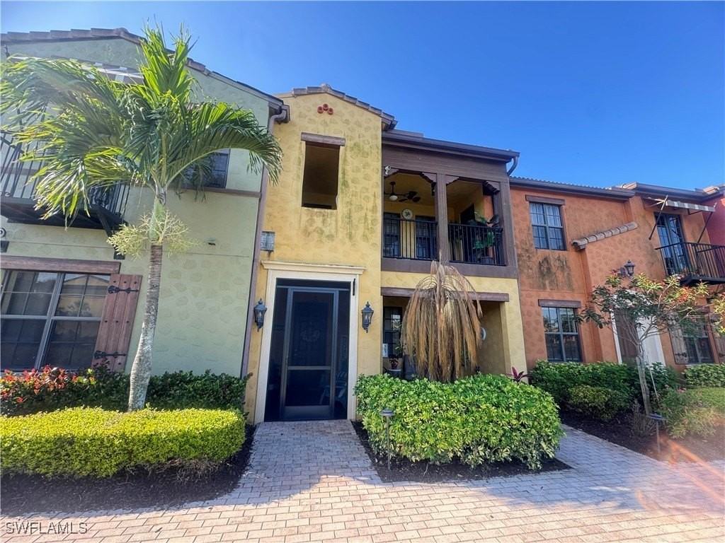 11908 Izarra Way Apt 7002 #7002