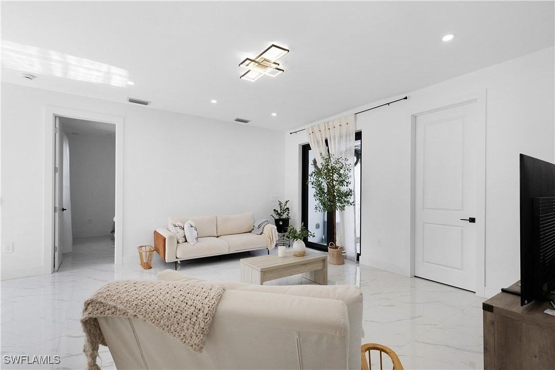 6005 Beth Ave N - Photo 5 of 37