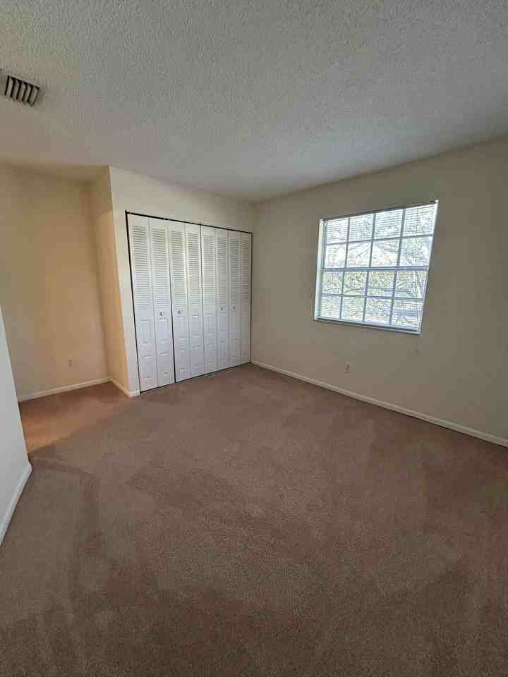 347 18th Pl Sw #347 - Photo 4 of 8