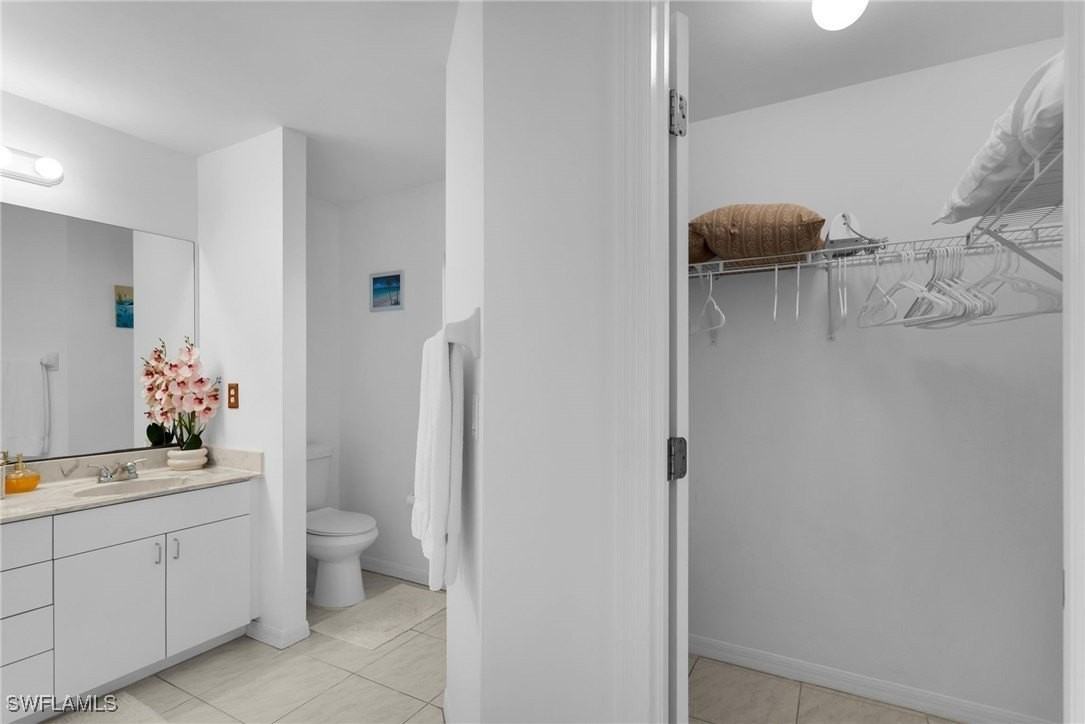 310 Se 27th Ter - Photo 6 of 30