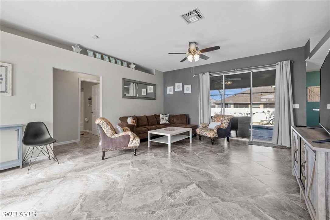 2616 Sw 29th Ave - Photo 6 of 46