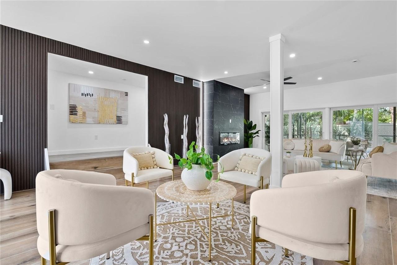 4879 Commonwealth Drive - Photo 6 of 45