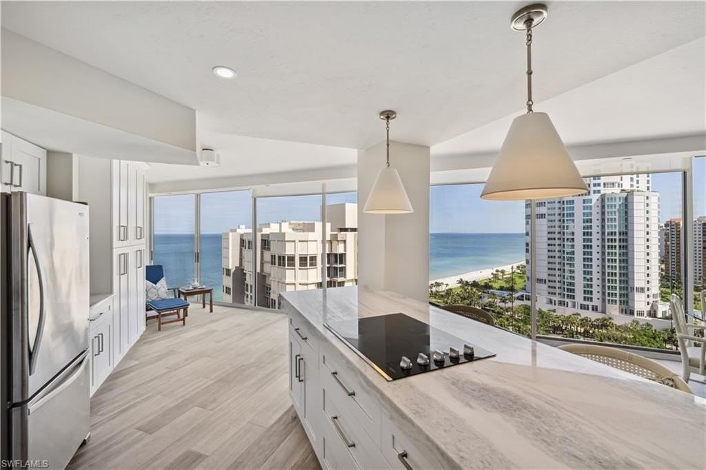 4041 4041 Gulf Shore #1805