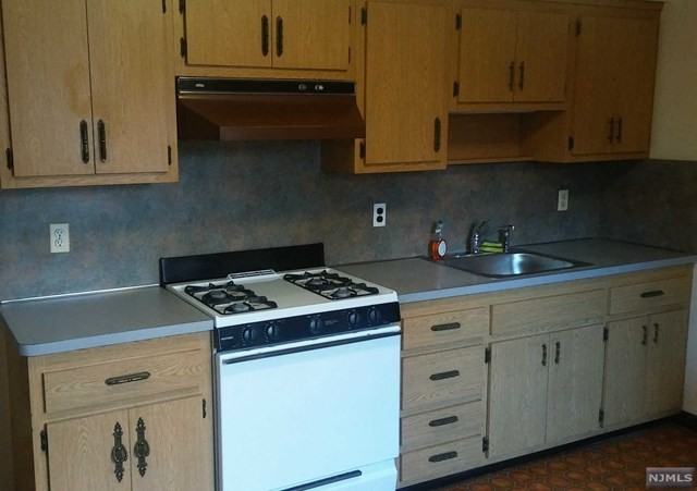 24 Paulison Ave - Photo 3 of 9