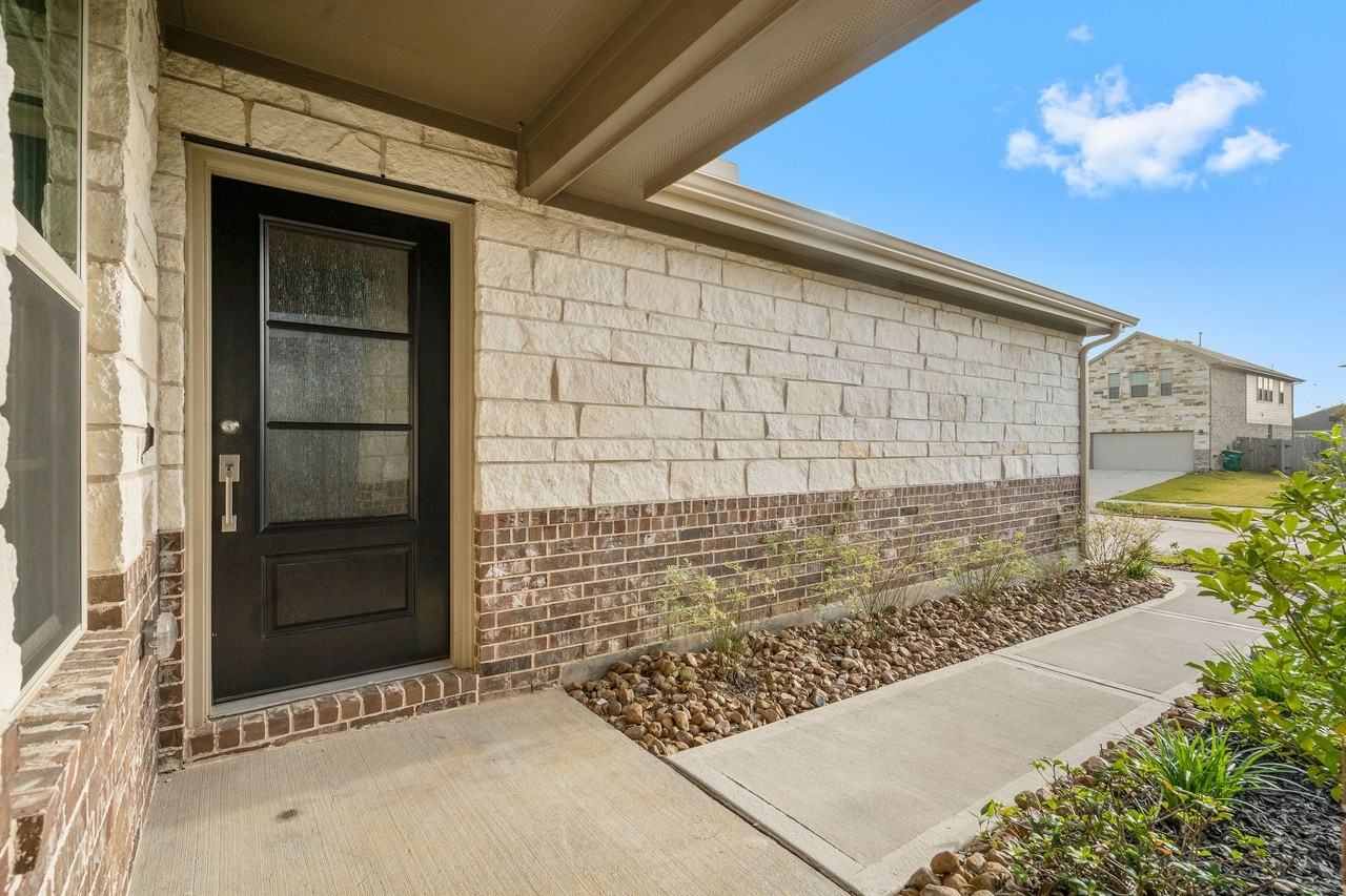 23724 Wood Green Terrace Dr - Photo 2 of 13