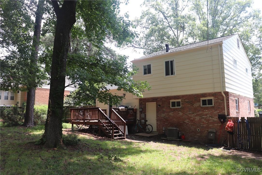 9500 Minna Dr - Photo 2 of 8