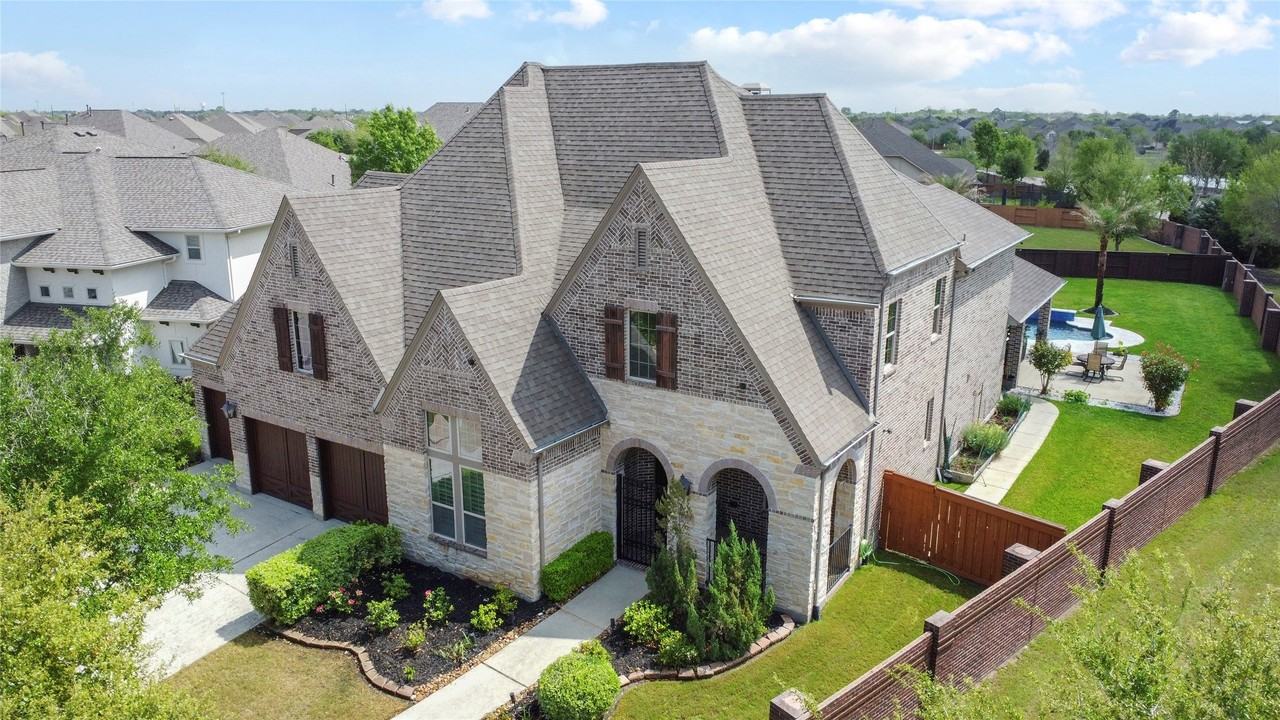 10727 Stone Isle Ct - Photo 3 of 50