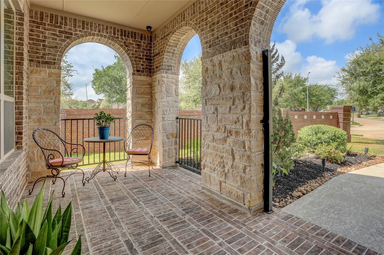 10727 Stone Isle Ct - Photo 5 of 50