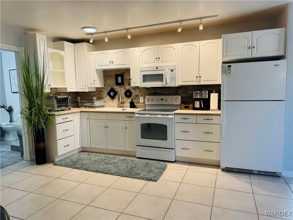1340 Gemstone Ave - Photo 7 of 18
