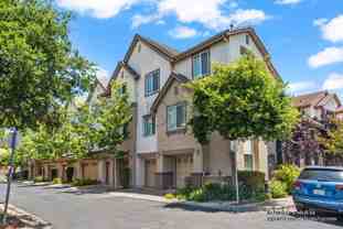 1076 Sapphire Ter - Photo 1 of 1