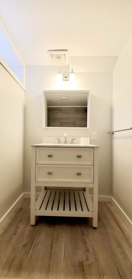 1329 Bloomsbury Cres #1 - Photo 2 of 14