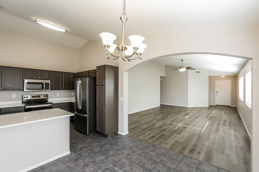 25739 W St Catherine Ave - Photo 7 of 16