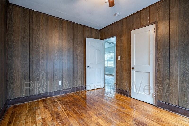 2990 Jonquil Dr Se - Photo 4 of 23