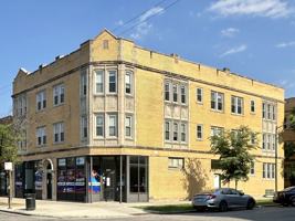 featured image of 3533 W Fullerton Ave #3