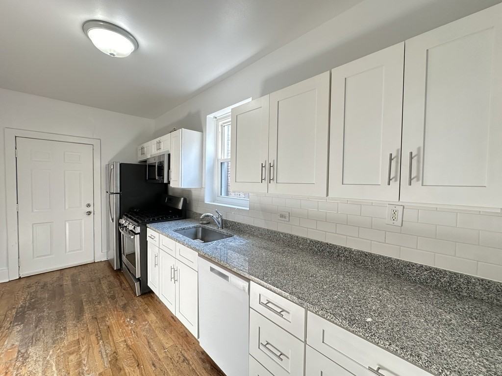 3533 W Fullerton Ave #3 - Photo 2 of 21