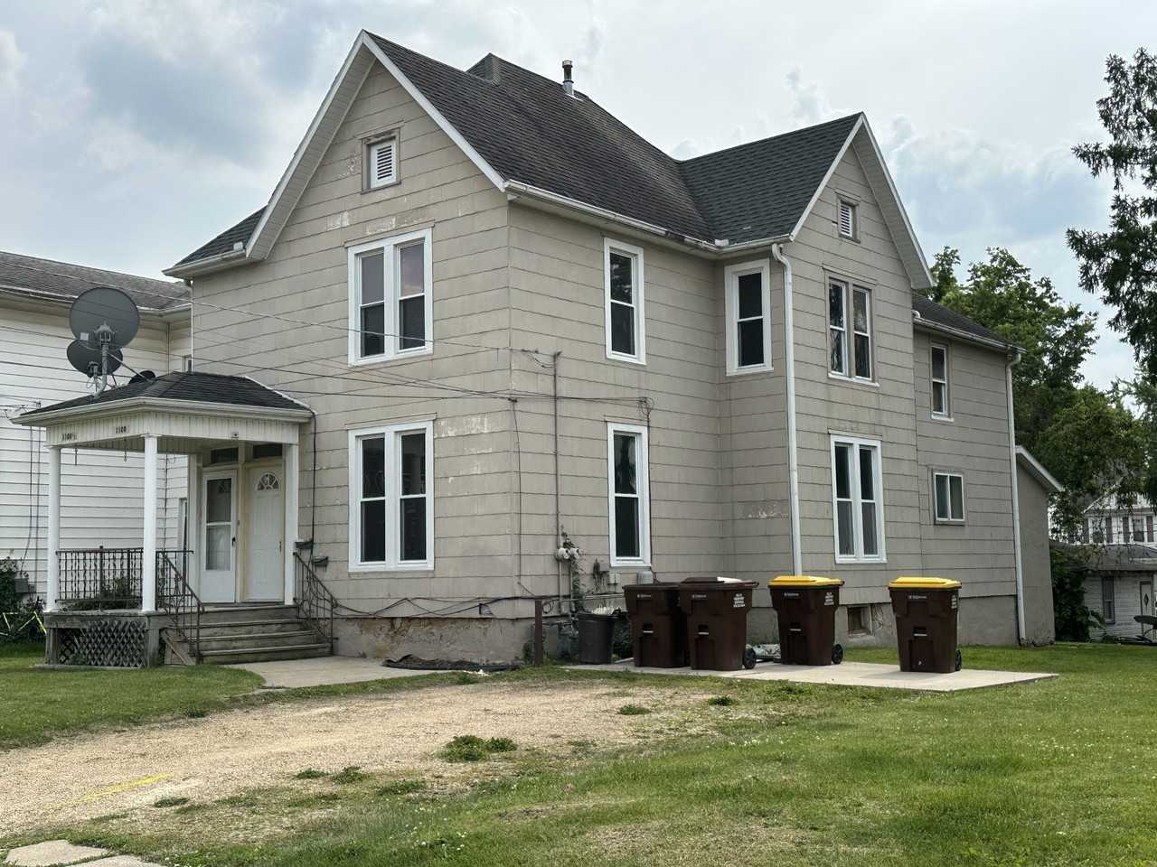 1108 1/2 S Carrol Ave - Photo 5 of 25