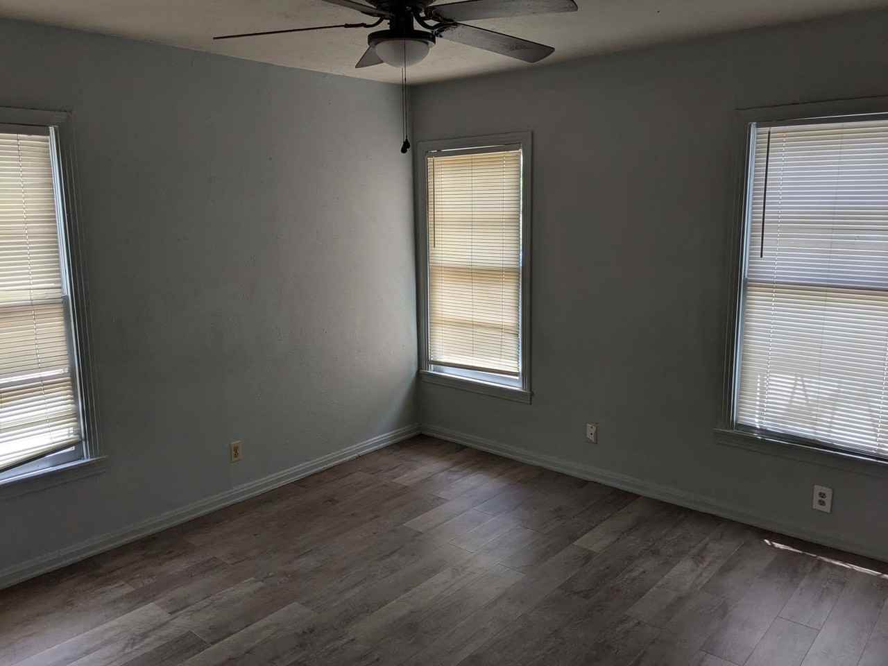 1809 S 3rd St - Photo 4 of 18