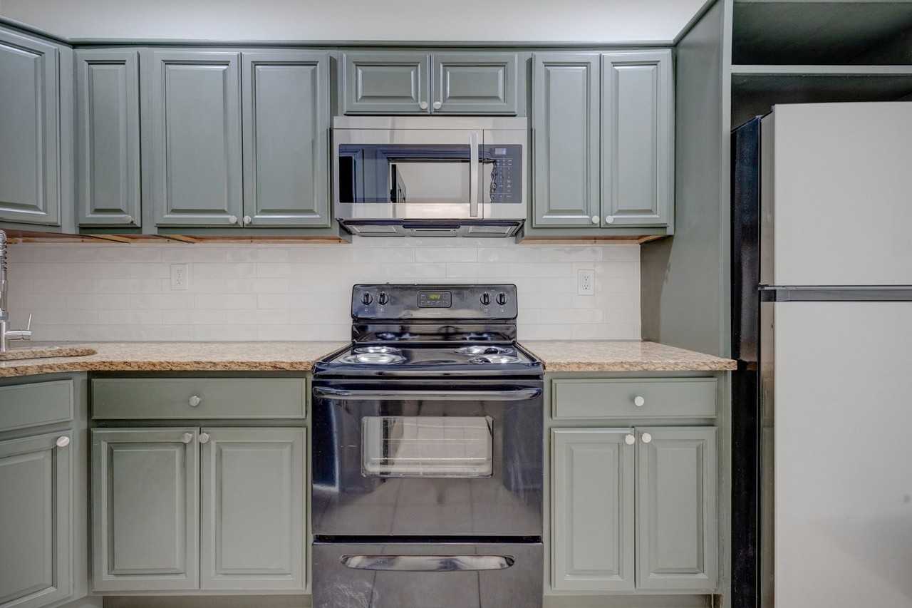 1914 Page St - Photo 4 of 45